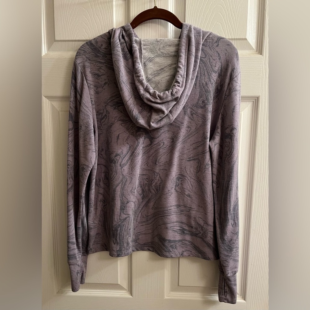 FREELY HOODIE~PURPLE~M - Picture 8 of 9